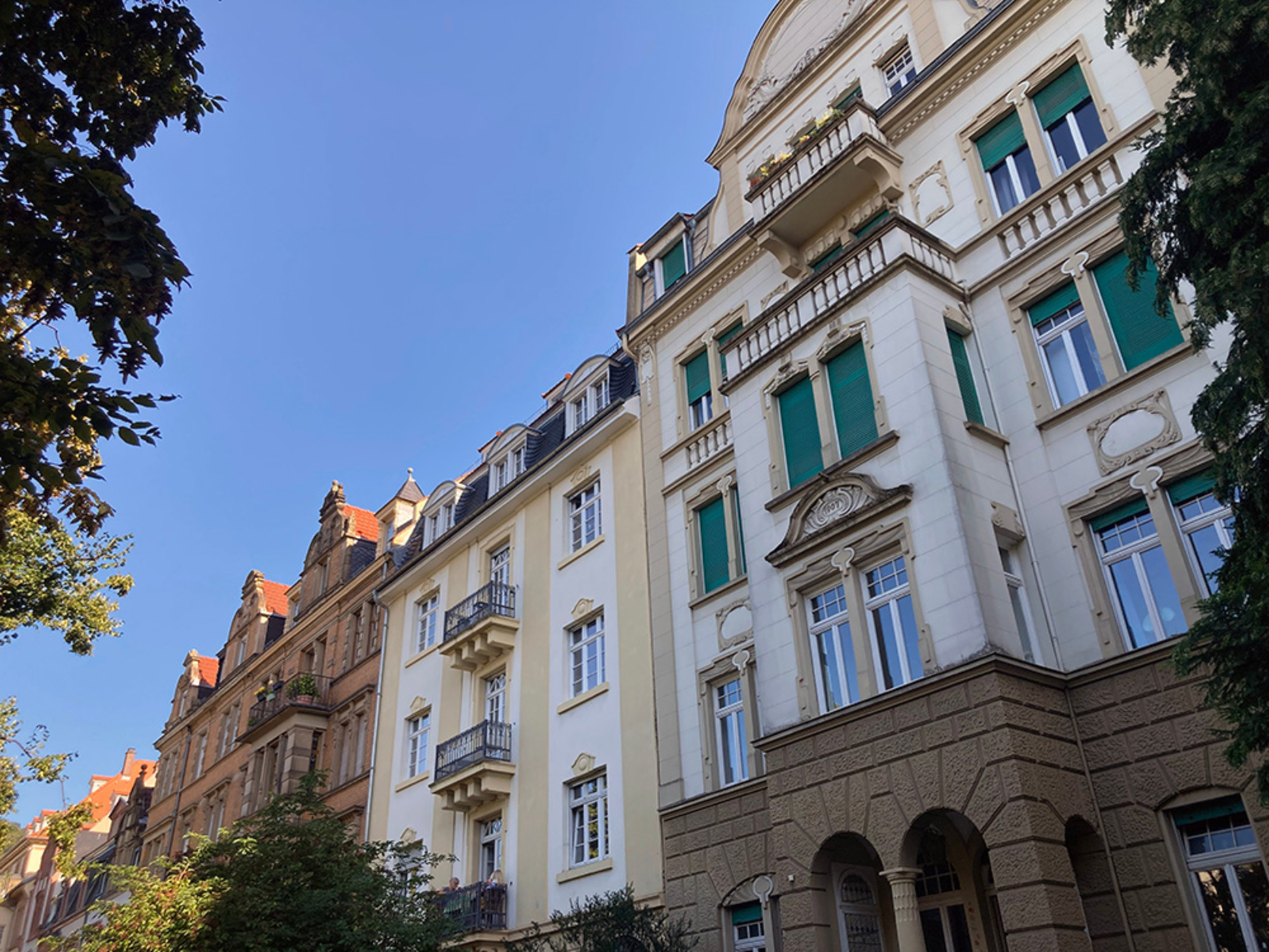 Altbau­sanierung bei Muster Elektro in Musterstadt